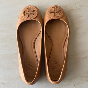 Tory Burch Camel Leather Flats EUC